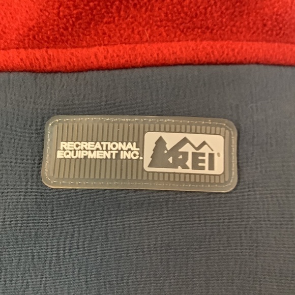 REI sz XL orangy red and grey fleece front zip vest - Picture 3 of 7